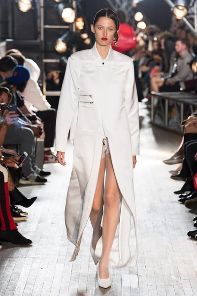 Look 42